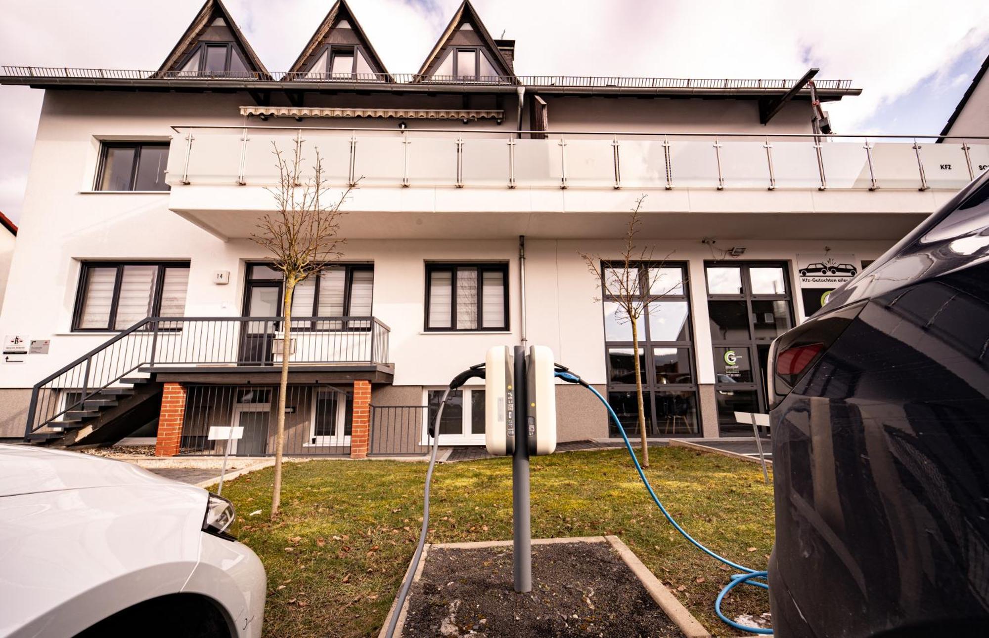 Ferienwohnung Mit Ladesaeule In Kassel Harleshausen Exteriör bild